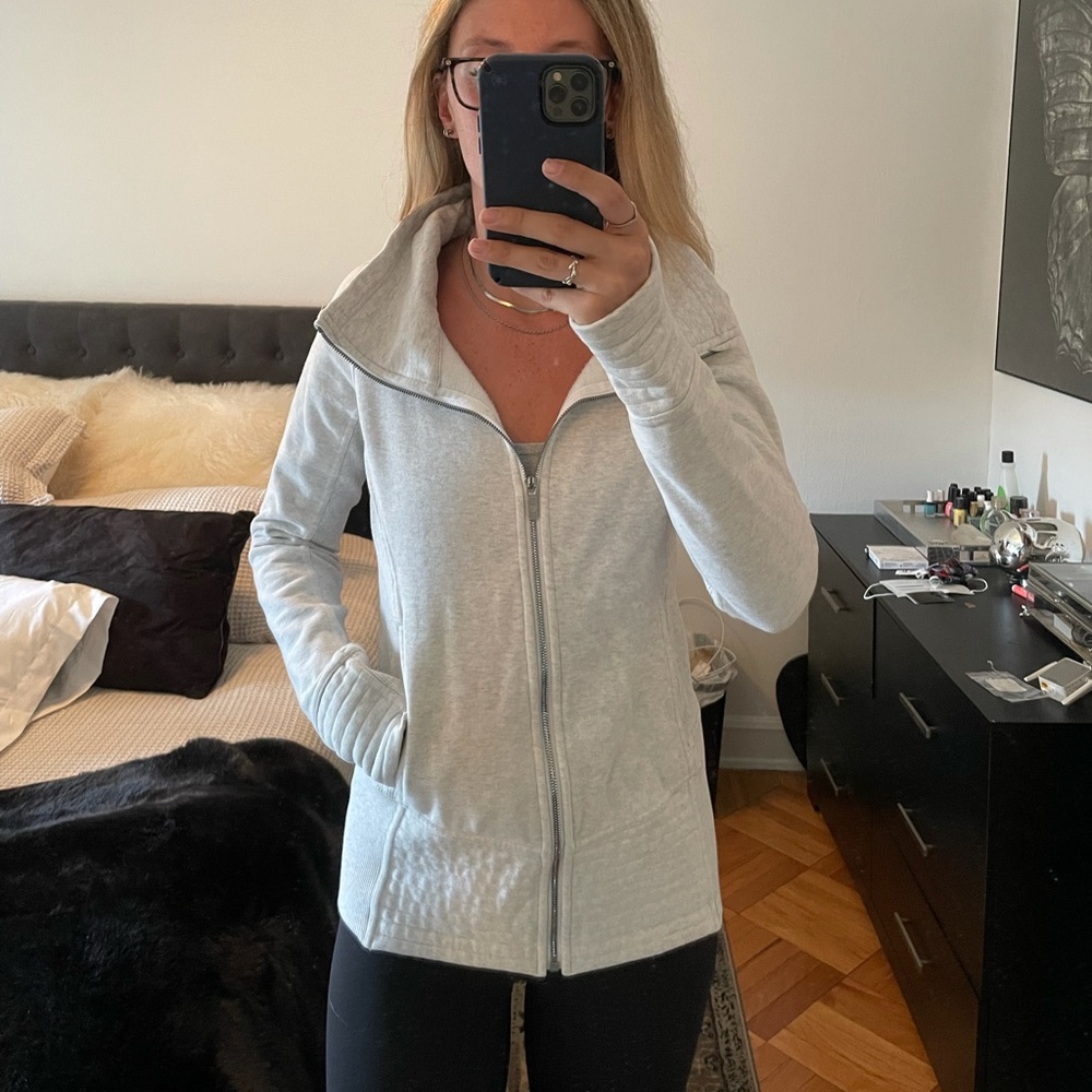 Lululemon Sweatshirt Zip Up